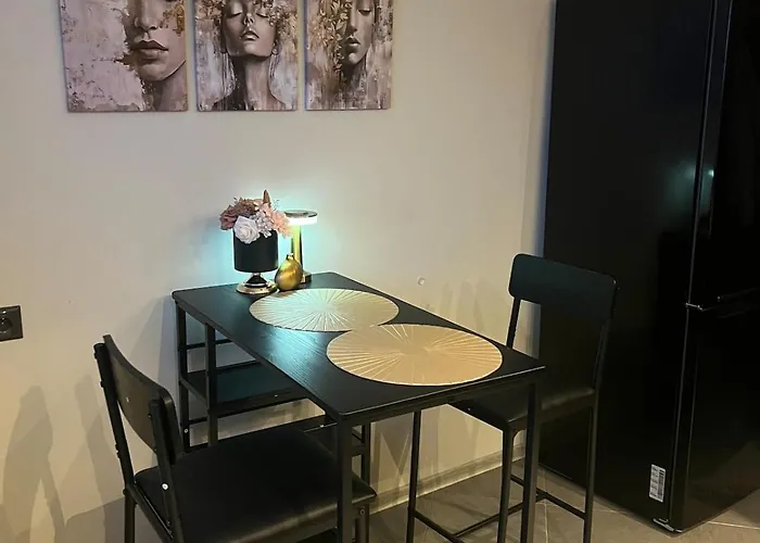 Andrelle Apartment *